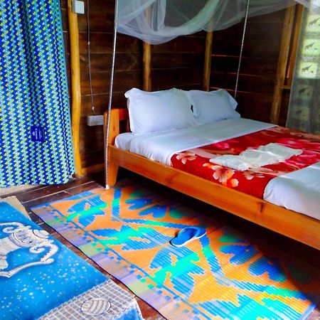 ホテル Mutanda Eco Community Center キソロ エクステリア 写真